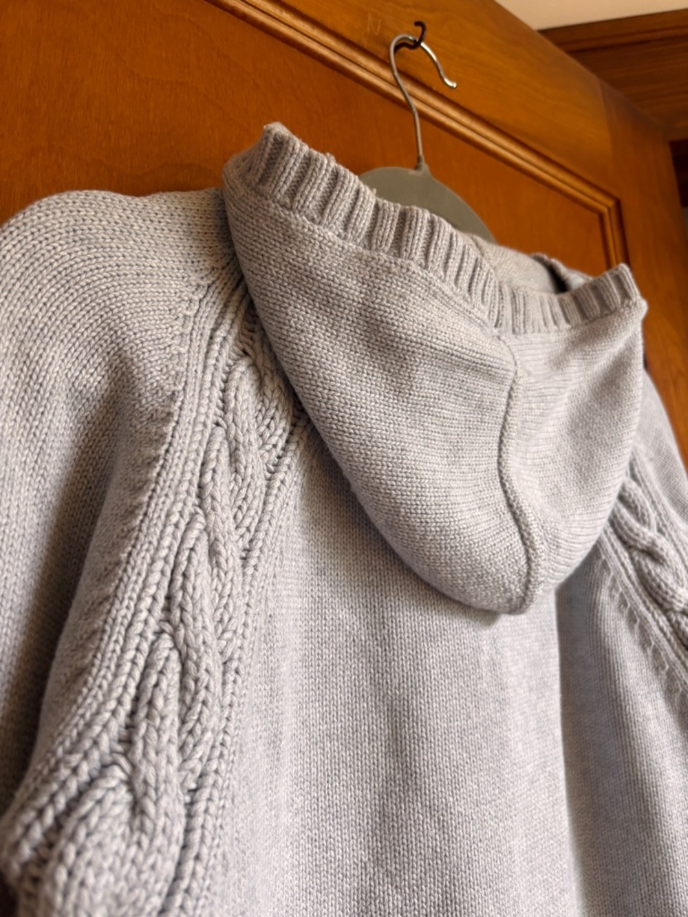 Vineyard Vines Women's M Light Gray Cable Knit Toggle Pullover Hoodie Cashmere - Picture 7 of 7